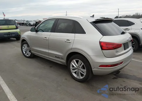 2016 Audi Q3 2.0T Premium Plus z USA, uszkodzony, nr VIN WA1EFCFS2GR021382